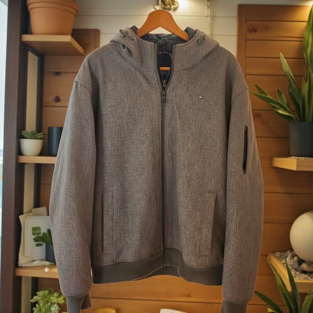 Tommy Hilfiger Men’s XL Gray Full-Zip Hooded Jacket Quilted Lining Urban Casual